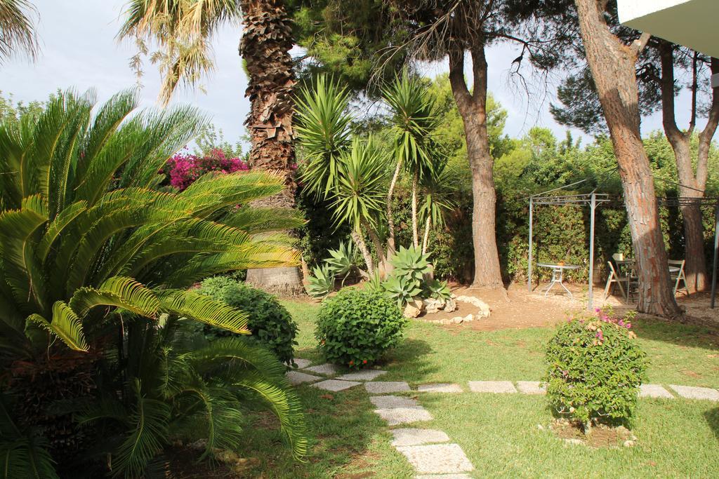 Suite House L'Isola Che Non C'è Fontane Bianche Extérieur photo