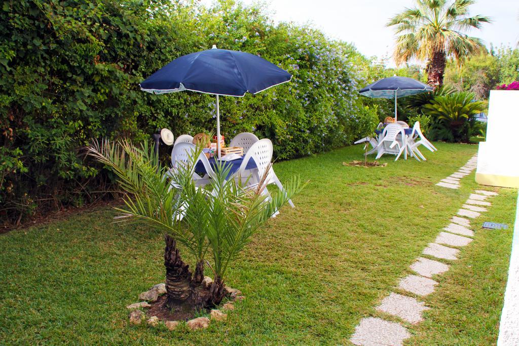 Suite House L'Isola Che Non C'è Fontane Bianche Extérieur photo