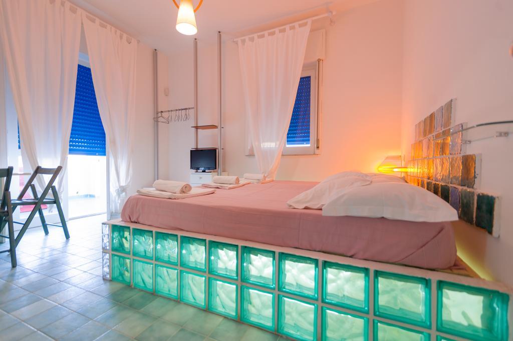 Suite House L'Isola Che Non C'è Fontane Bianche Extérieur photo