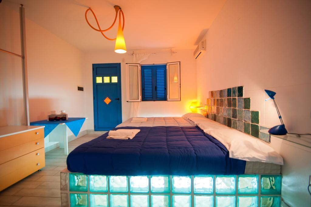 Suite House L'Isola Che Non C'è Fontane Bianche Extérieur photo